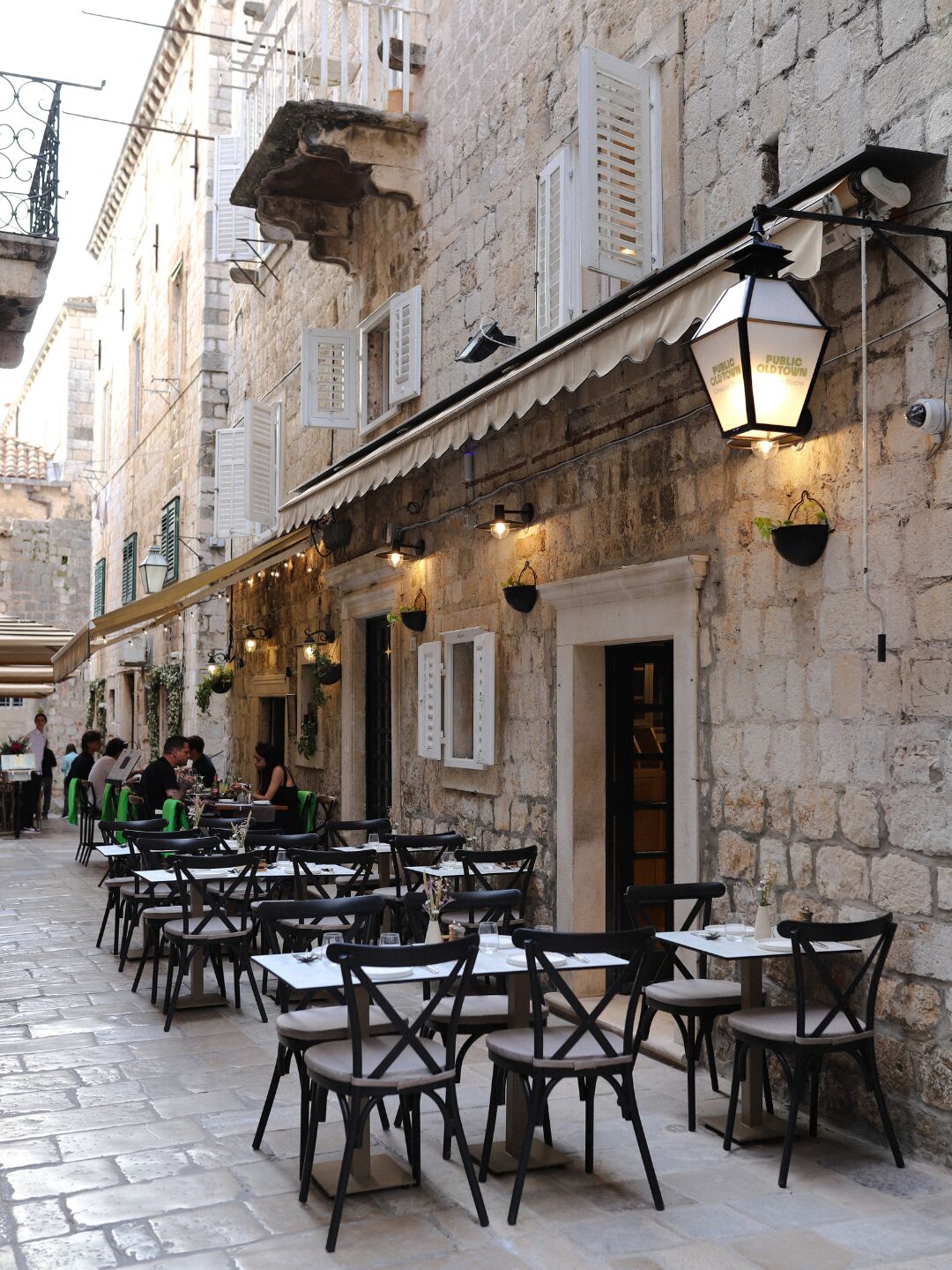  Public Old Town Exterior – Stone Street Bistro