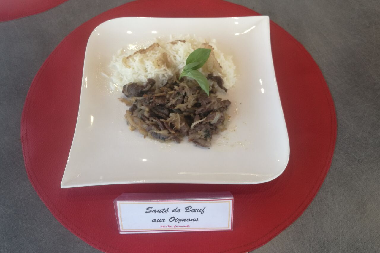 Bœuf aux oignons