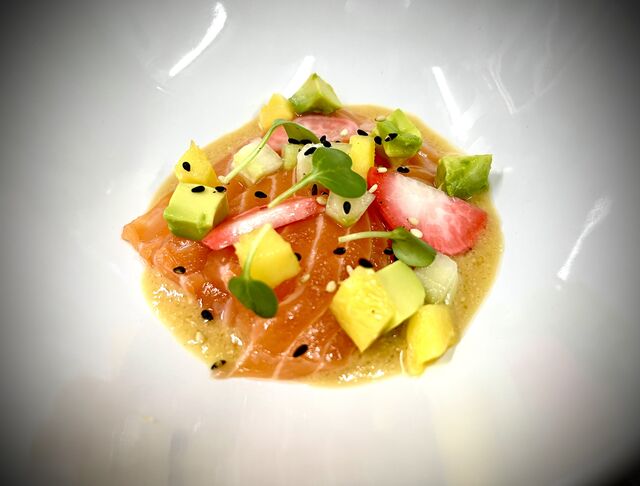 Tiradet de salmó amb salsa de miso i ponzu