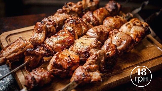 Ніжний та соковити шашлик з ошийка. Лише 48грн за 100 грам!
Смачного! 