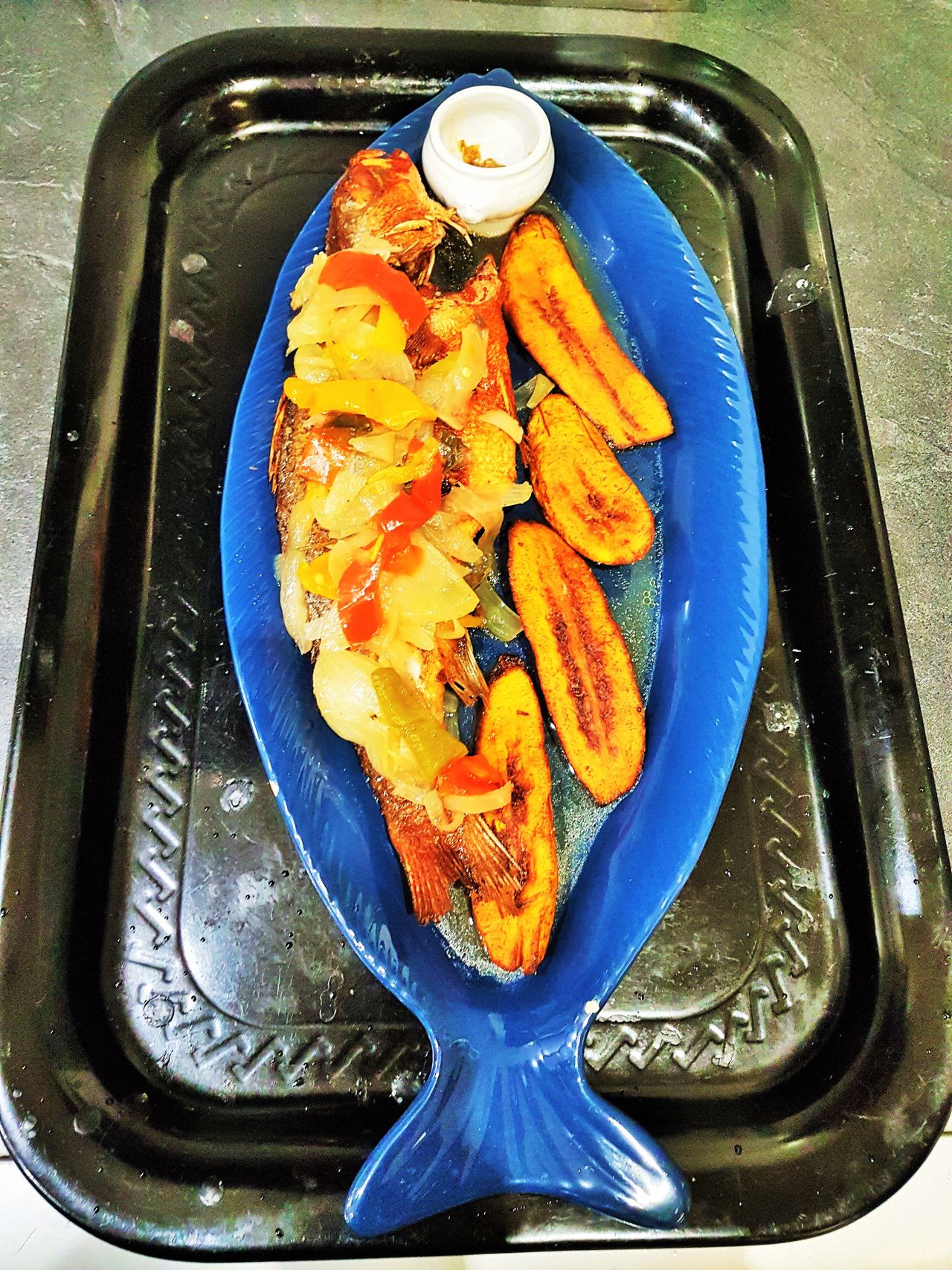 Poisson du jour grillé à la Congolaise