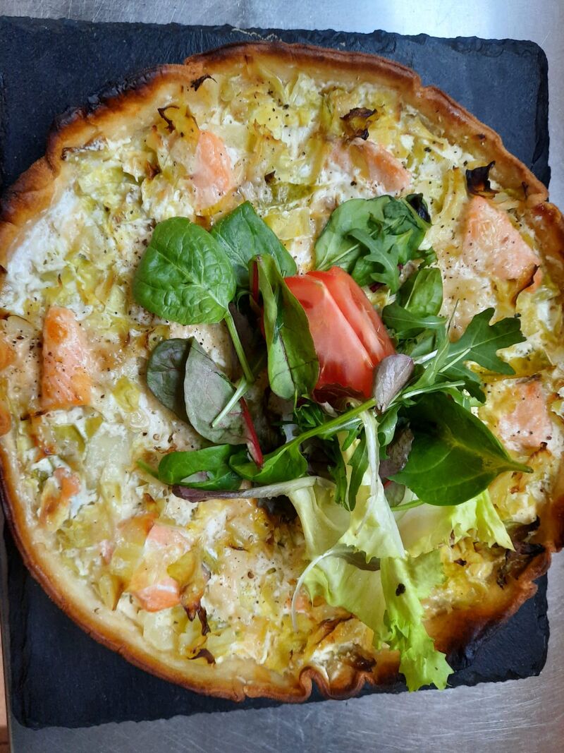 Quiche mit Lachs, Ricotta ,Sahne und Wirsing