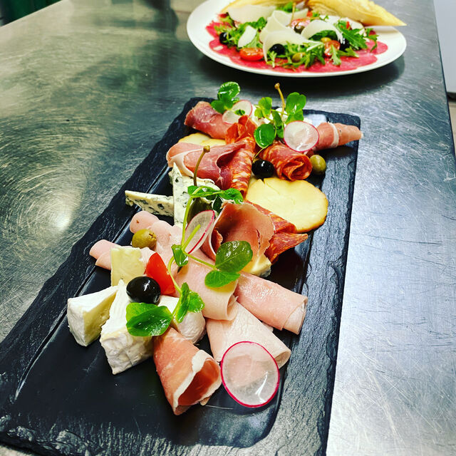 Deska serów i wędlin 