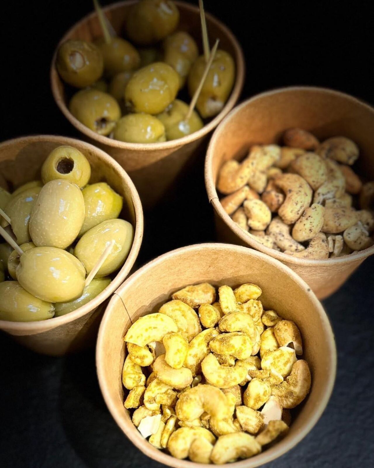 Olives et fruits secs