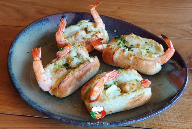 Pão D'alho com Camarão 