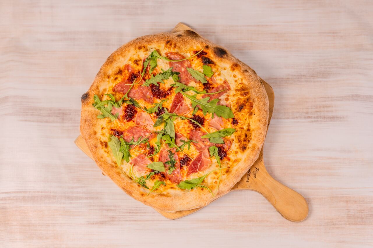 Szarvasgombás pizza (32cm)