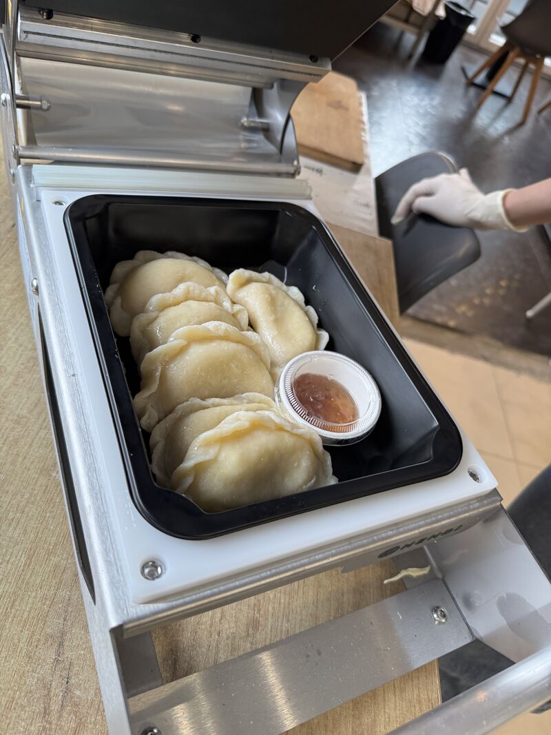 Nasze pierogi dostępne są 24h w Sushimat ul. Nadodrzańska 11A