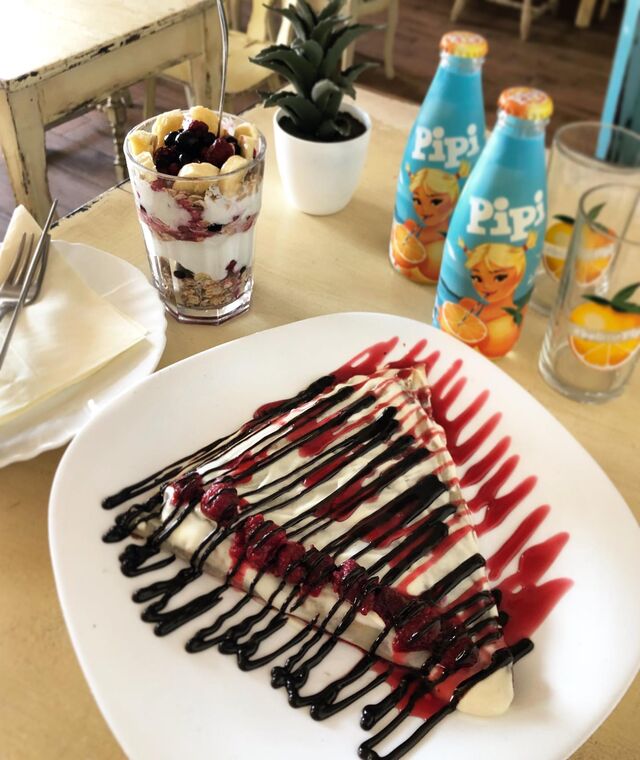 Br. 2️⃣0️⃣ : Mascarpone, maline, čokoladni namaz, preljev čokolada i preljev malina - ma, za prste polizati! ??‍???✨