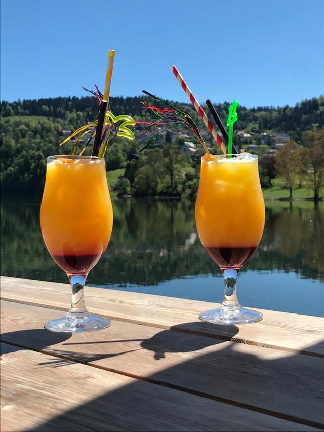 TEQUILA SUNRISE TOUT SIMPLEMENT :)