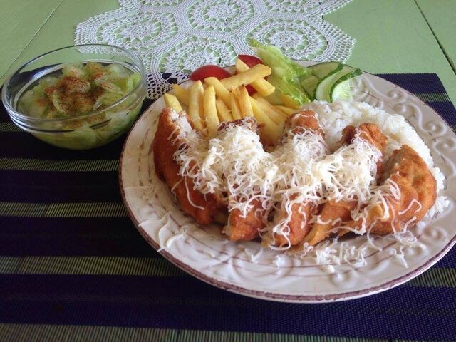 Parasztos cordon bleu vegyes körettel 