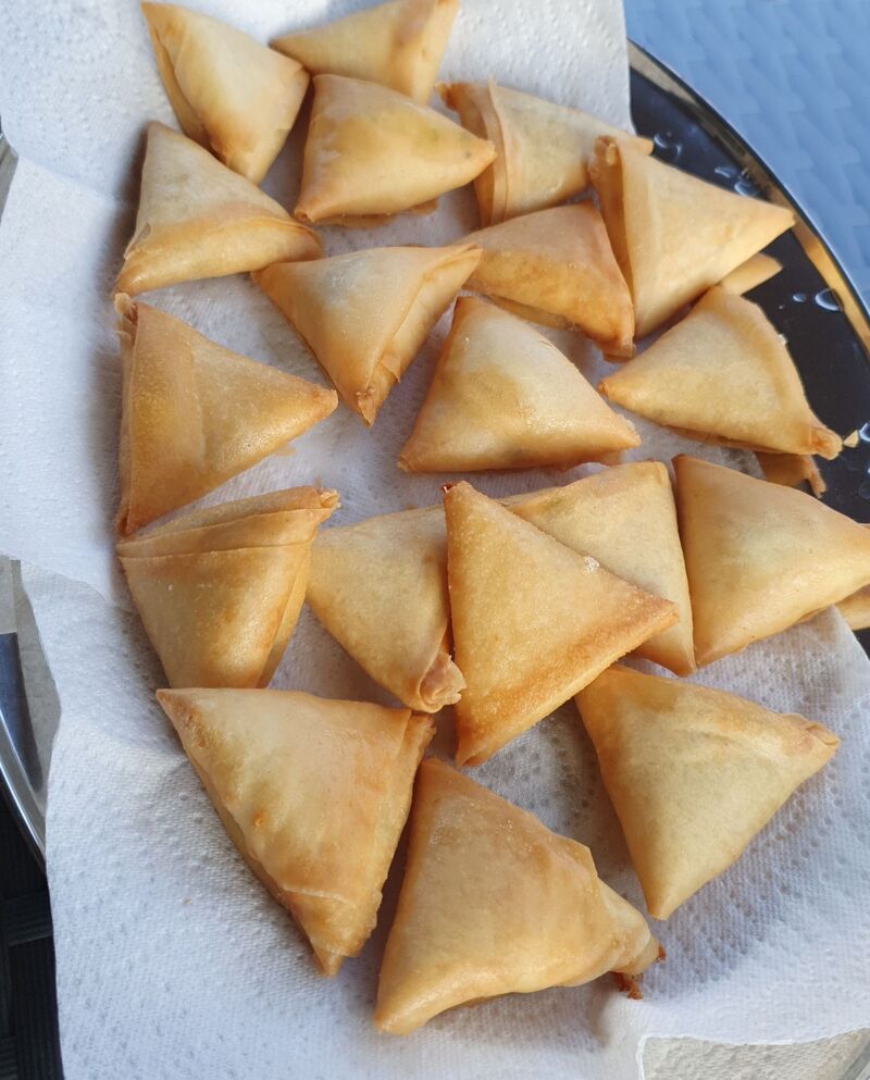 Samoussas poulet curcuma ou fromage ciboulette