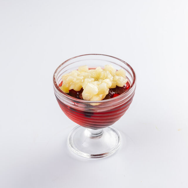 Galaretka z owocami i jabłkami w żelu