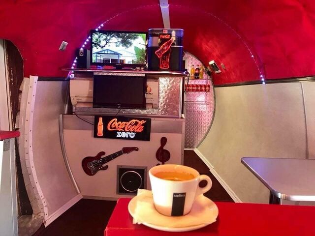 Avion – Restaurant – Lisunov LI2