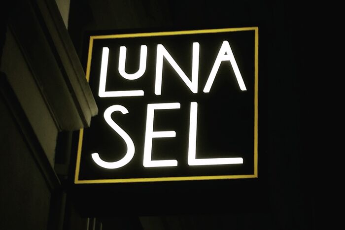 Luna Sel