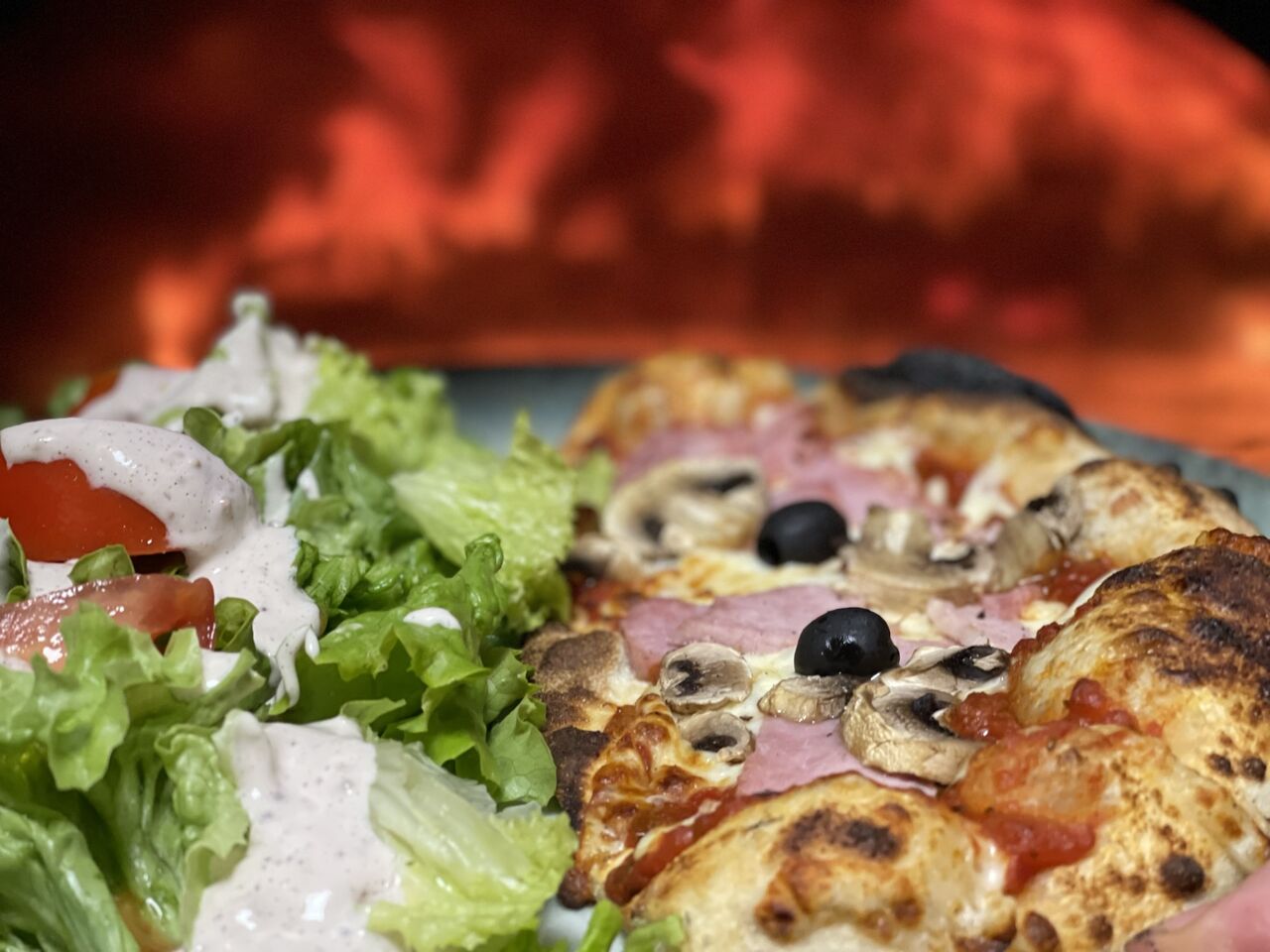 Demi pizza reine