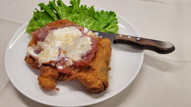 COTOLETTA ALLA BOLOGNESE