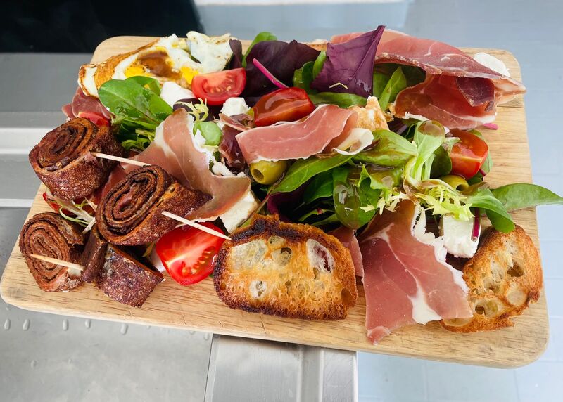 LES PLANCHES FESTIVES