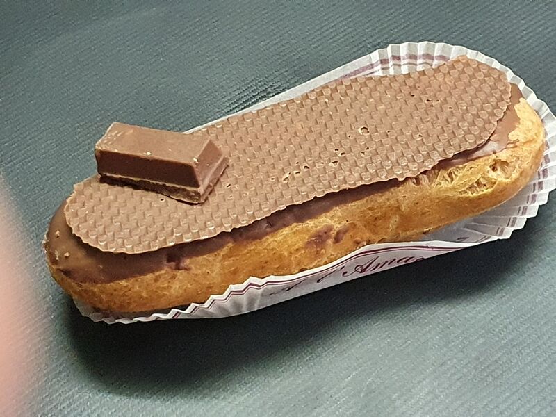 L'ECLAIR KIT KAT
- creme pâtissière chocolat lait 