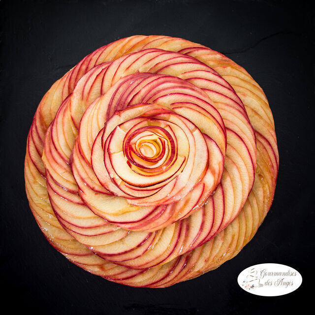 Tarte aux pommes / crème d'amande - 6/8 personnes -