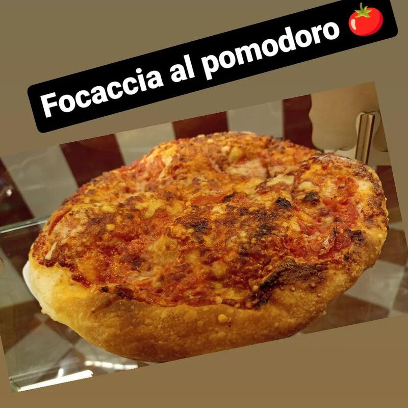 Focaccia al pomodoro 
