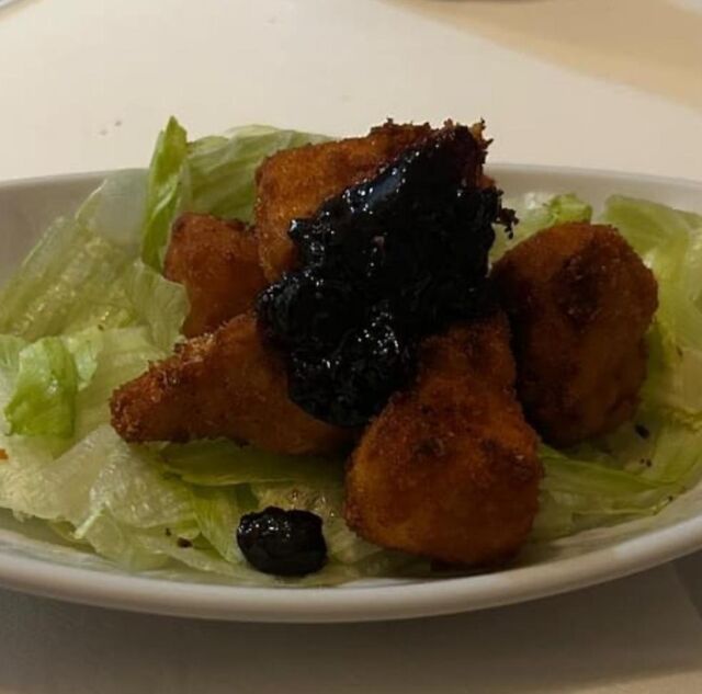 FRIED CAMEMBERT 