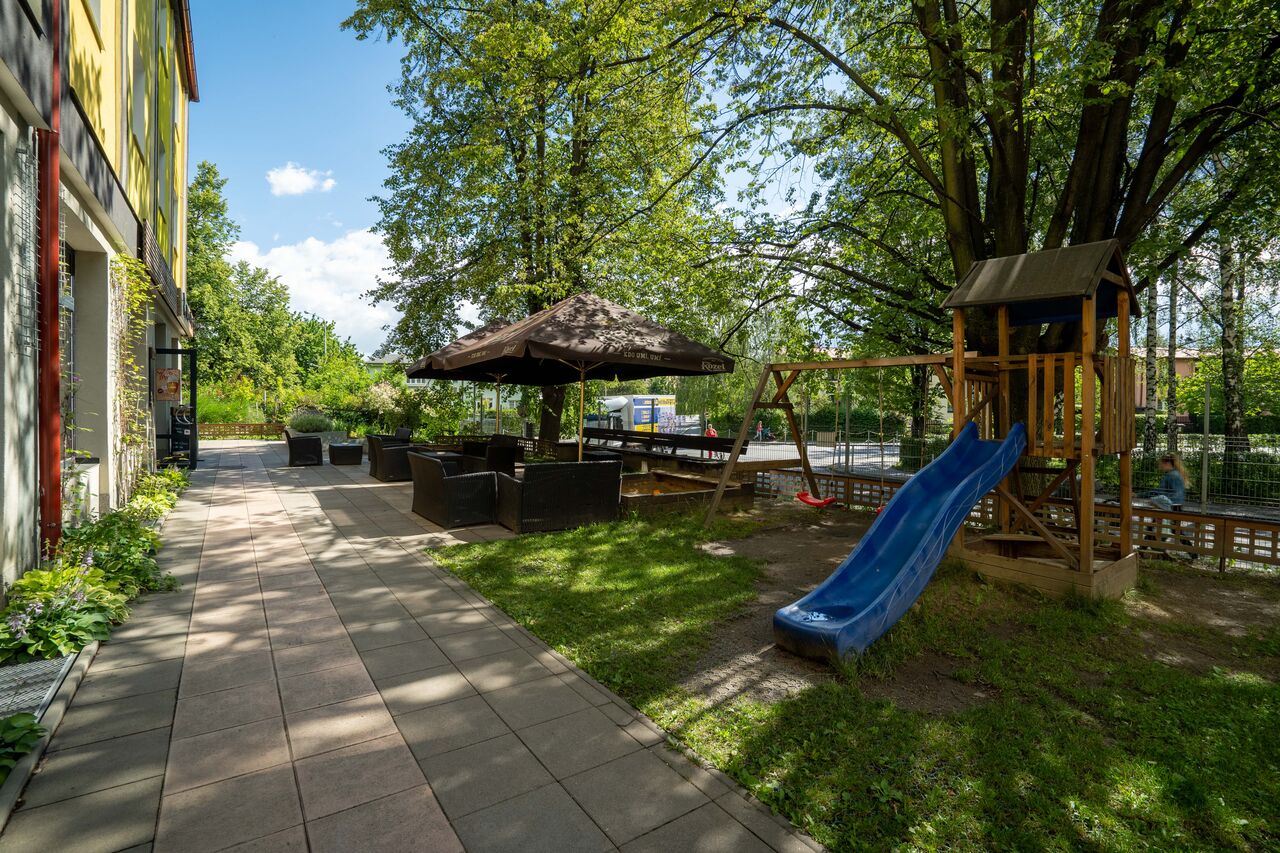 ☀️ Venkovní zahrádka a dětské hřiště ☀️