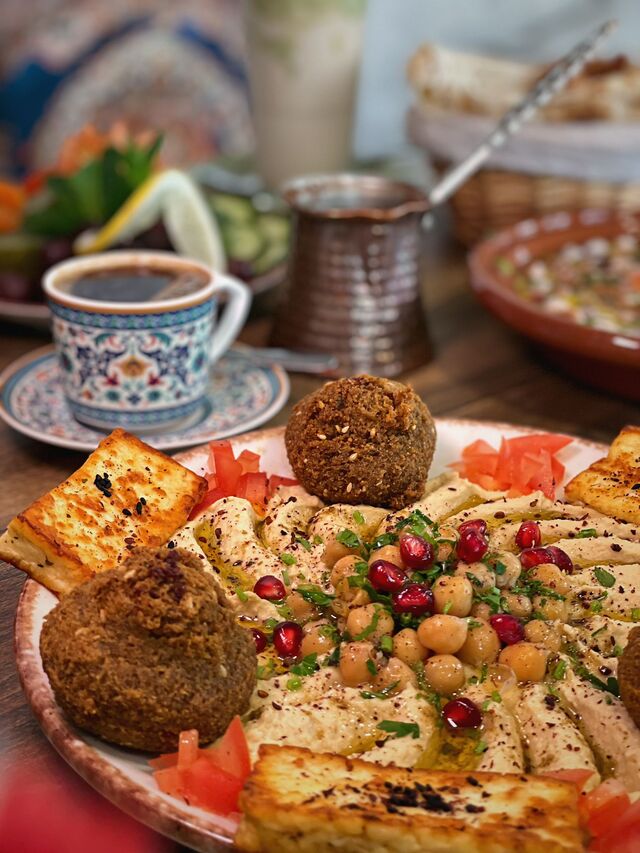 Falafel-Halloumi-Teller