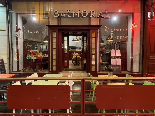 Profitez de la terrasse aux beaux jours 