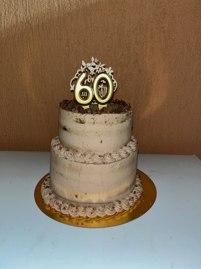 layer cake à étage chocolat 