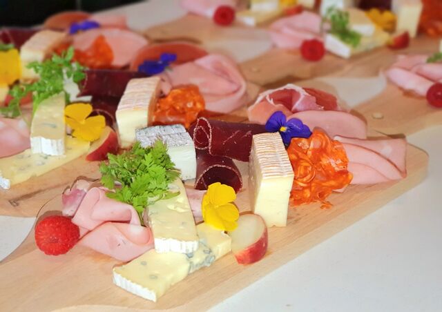 Planche charcuterie fromage