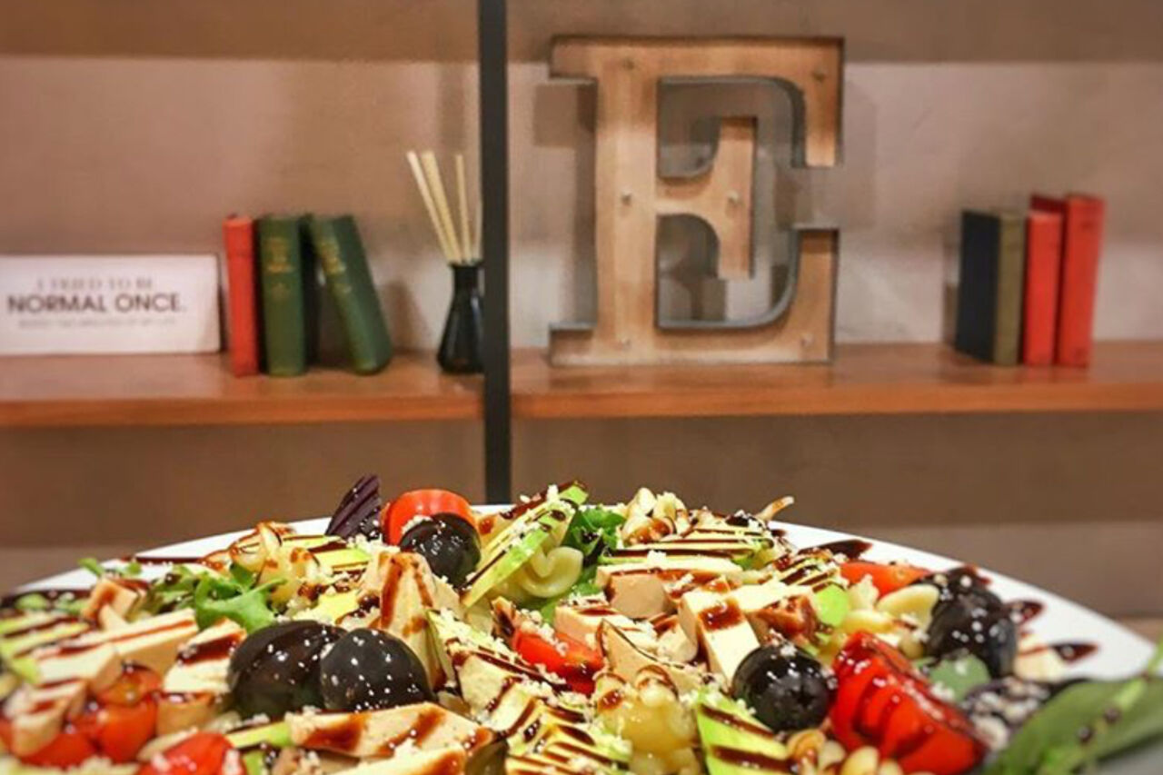 Salada Ou Hambúrguer?