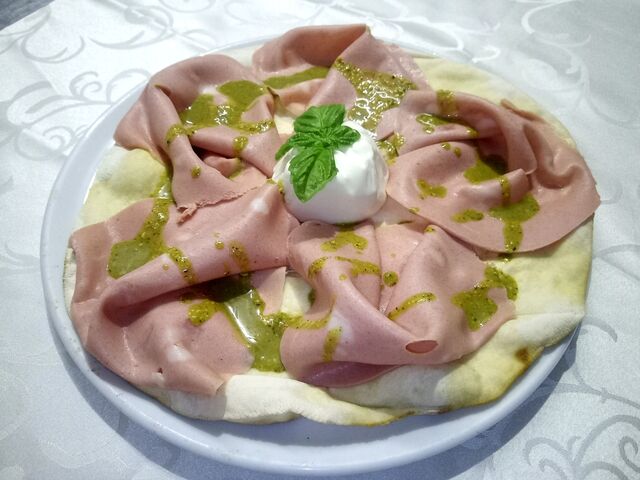 Pizza Pistacchiatella