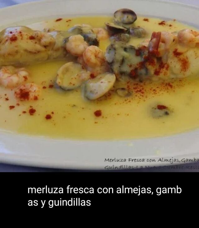 Merluza con Almejas, gambas y Guindillas
