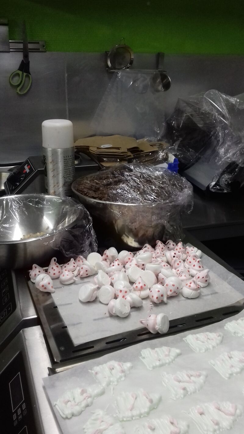 Fabrication des meringues et décors