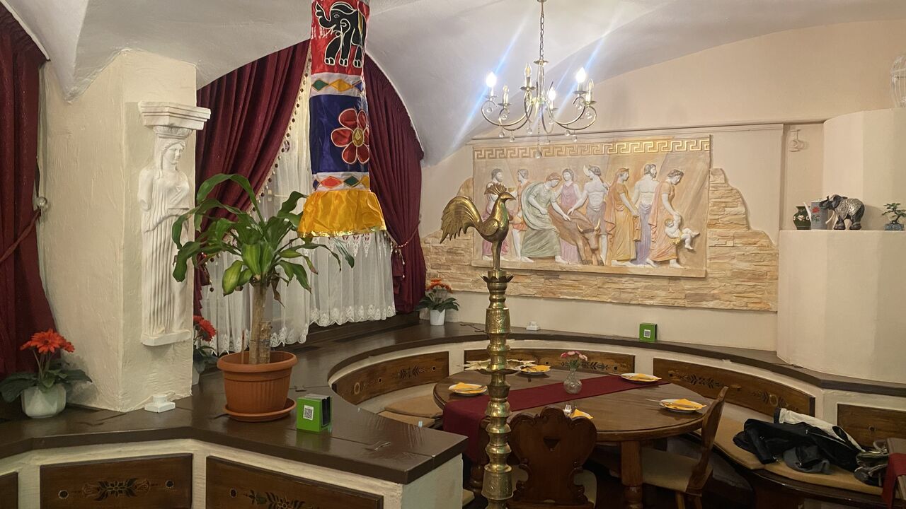 Vaishnavi Familie Ecke 2