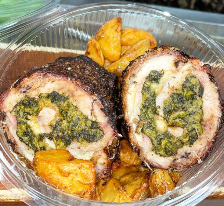 Rollè di maiale ripieno con friarielli e provola
Su prenotazione è possibile farcirlo anche diversamente 🤗