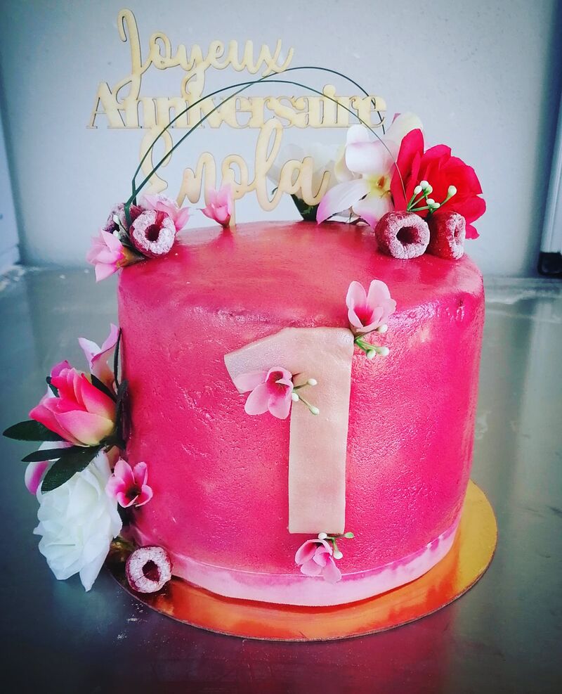 Layer's cake style framboise mousseline vanille et base nature sans PÂTE À SUCRE 