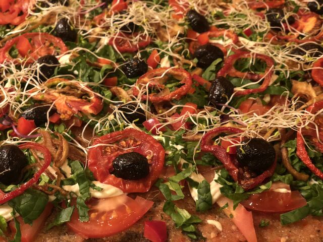Raw-Pizza 