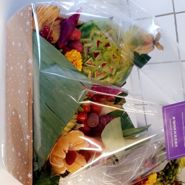 corbeille de fruit pour les magasins boulanger 