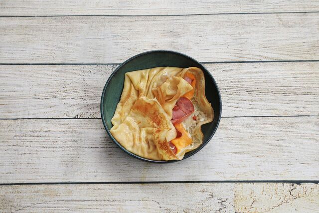 Crêpe salée au Bacon, chorizo et Cheddar