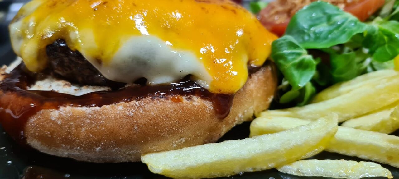 PRIMER PLANO HAMBURGUESA