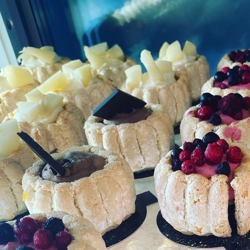 Patrice Arbona, pâtissier-chocolatier à Vence nous approvisionne en entremets