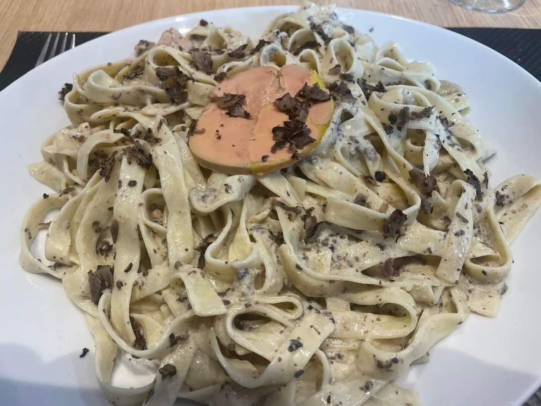 Tagliatelles foie gras et truffe noire du Périgord