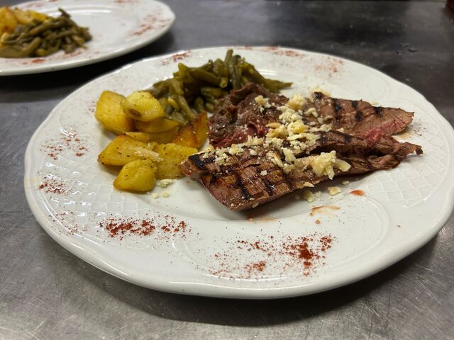 Tagliata di Manzo al Castelmagno