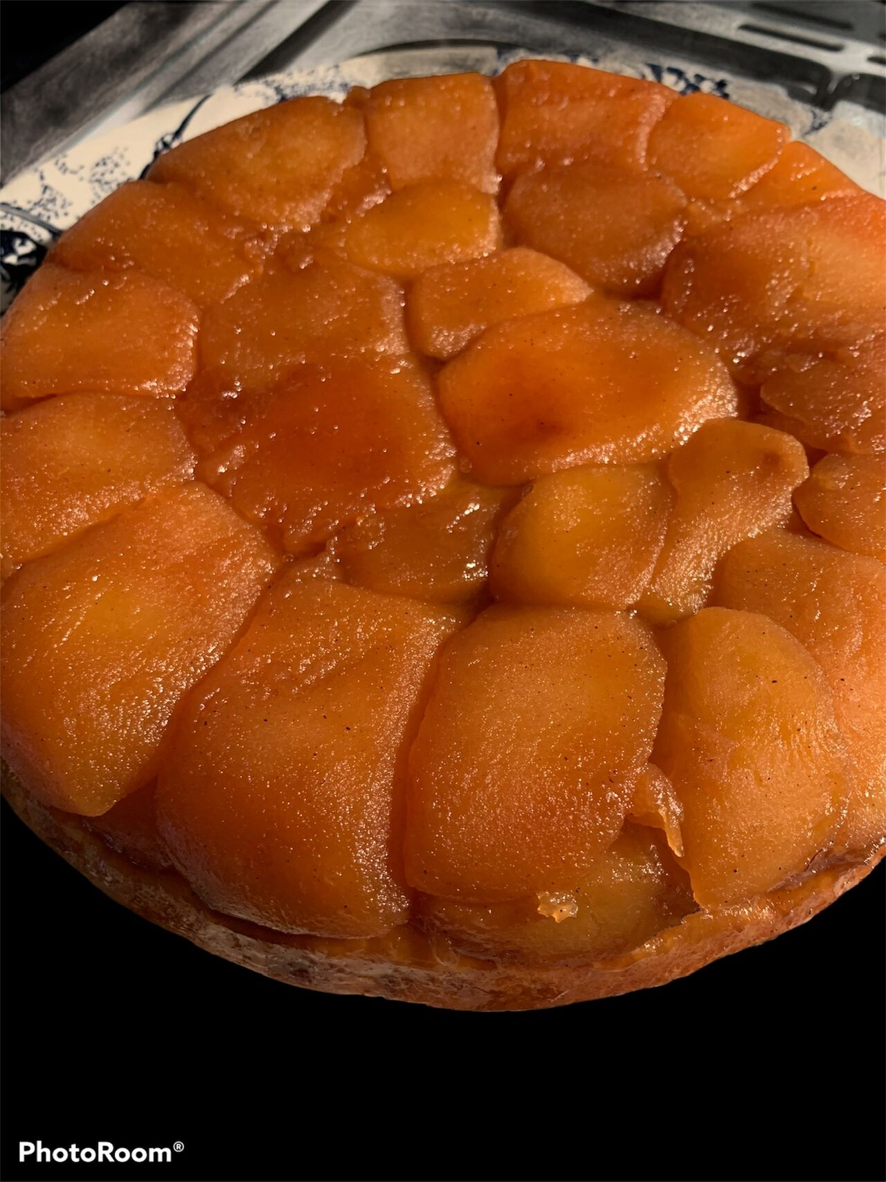 Pâte sablée breton
Pommes confites dans un caramel maison 