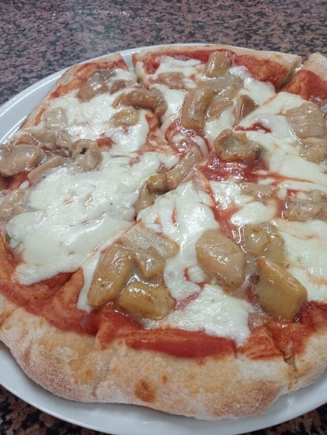 Pizza Paesana con Porcini