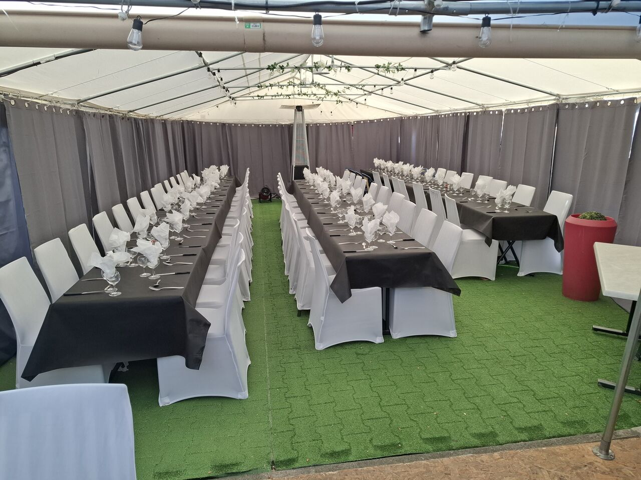 MARIAGE 60 PERSONNES