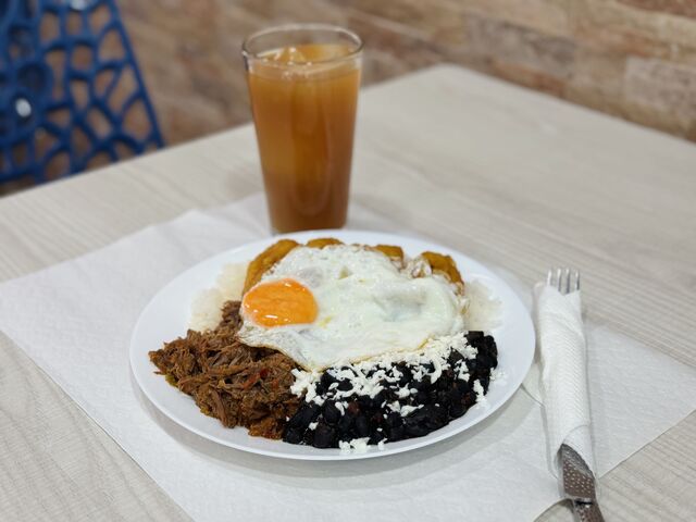 Pabellón y papelón con limón