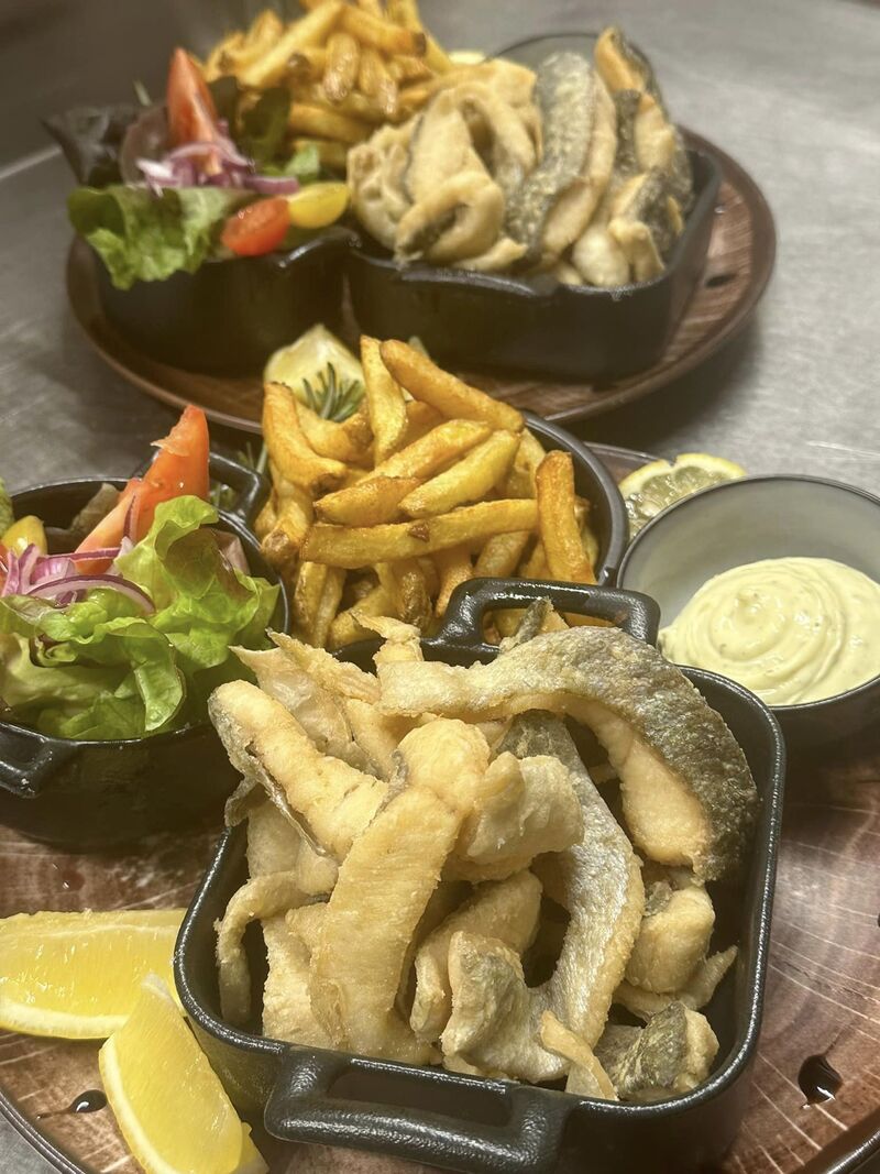 Goujonnettes truite de la vallée de la loue - Sauce tartare 