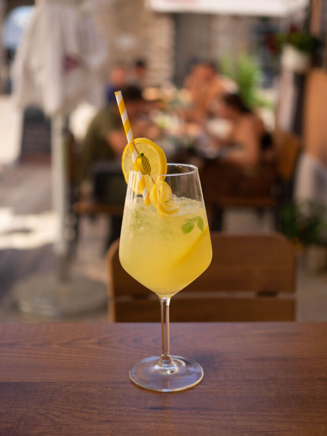 Limoncello Spritz